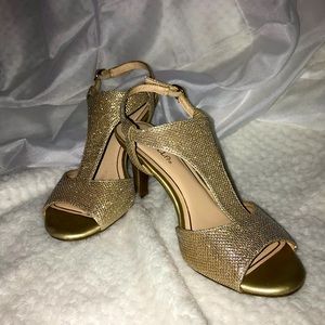 MARBELLA Women’s Gold Heels